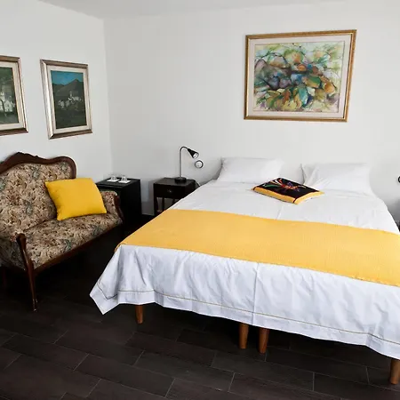 Bed & Breakfast Guesthouse Arosio B&B 3*